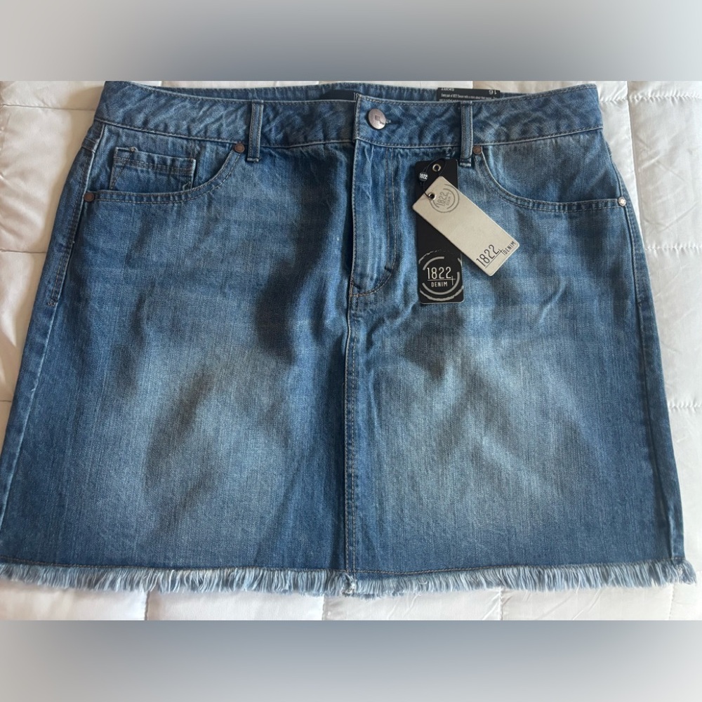 1822 Denim Classic Blue Mini Skirt